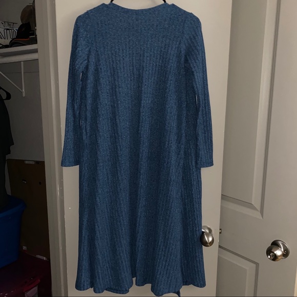 LulaRoe Sarah Blue Ribbed Cardigan - Picture 2 of 5